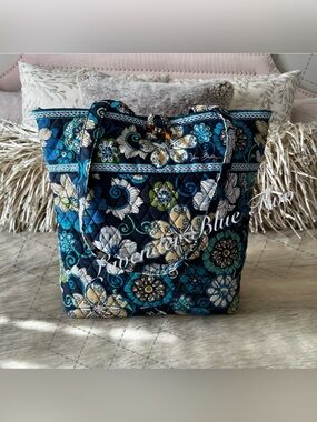 Vintage VERA BRADLEY Java Blue 2009 M Toggle Tote Floral Y2K White Shoulder Bag